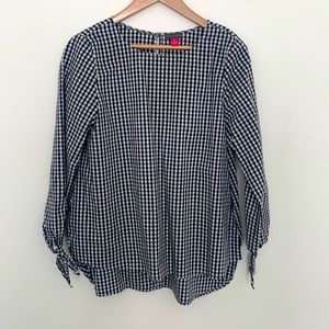 Vince Camuto Airy Gingham Tunic | Cute 3/4 tie sleeves | Size S